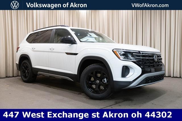new 2025 Volkswagen Atlas car, priced at $47,308