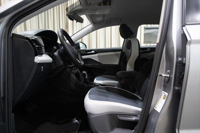 new 2025 Volkswagen Taos car, priced at $27,889