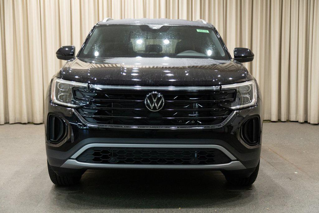 new 2026 Volkswagen Atlas Cross Sport car, priced at $41,887