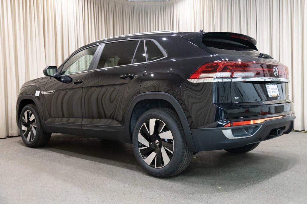 new 2025 Volkswagen Atlas Cross Sport car, priced at $43,997