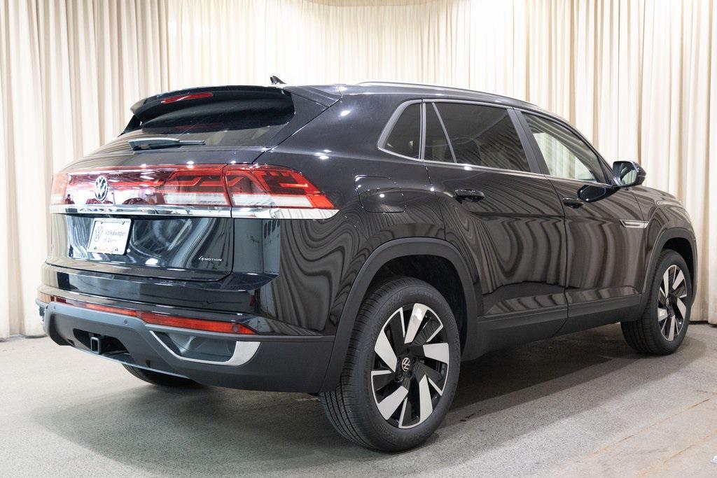 new 2025 Volkswagen Atlas Cross Sport car, priced at $43,997