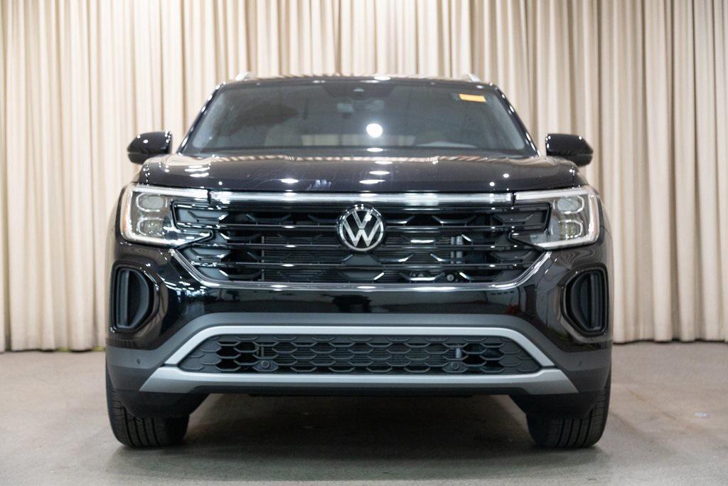 new 2025 Volkswagen Atlas Cross Sport car, priced at $43,997