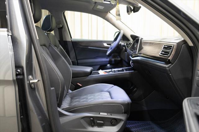 new 2025 Volkswagen Atlas car, priced at $56,831