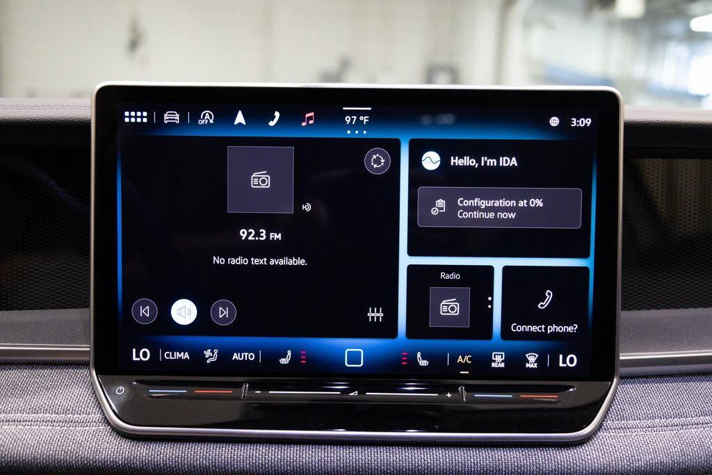 new 2025 Volkswagen Tiguan car, priced at $32,051