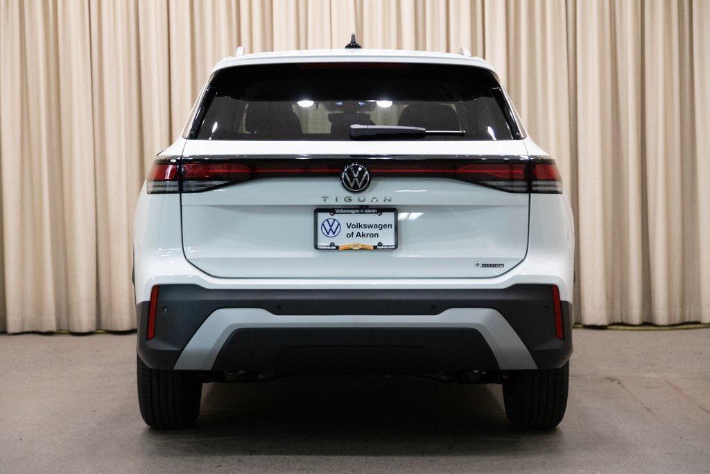 new 2025 Volkswagen Tiguan car, priced at $32,051
