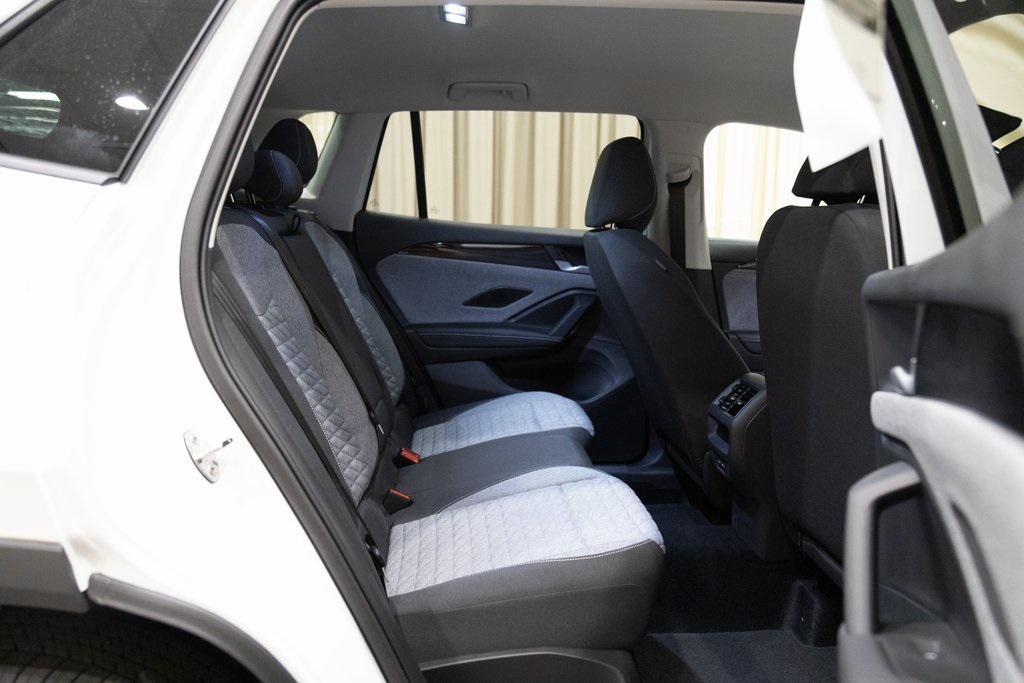 new 2025 Volkswagen Tiguan car, priced at $32,051