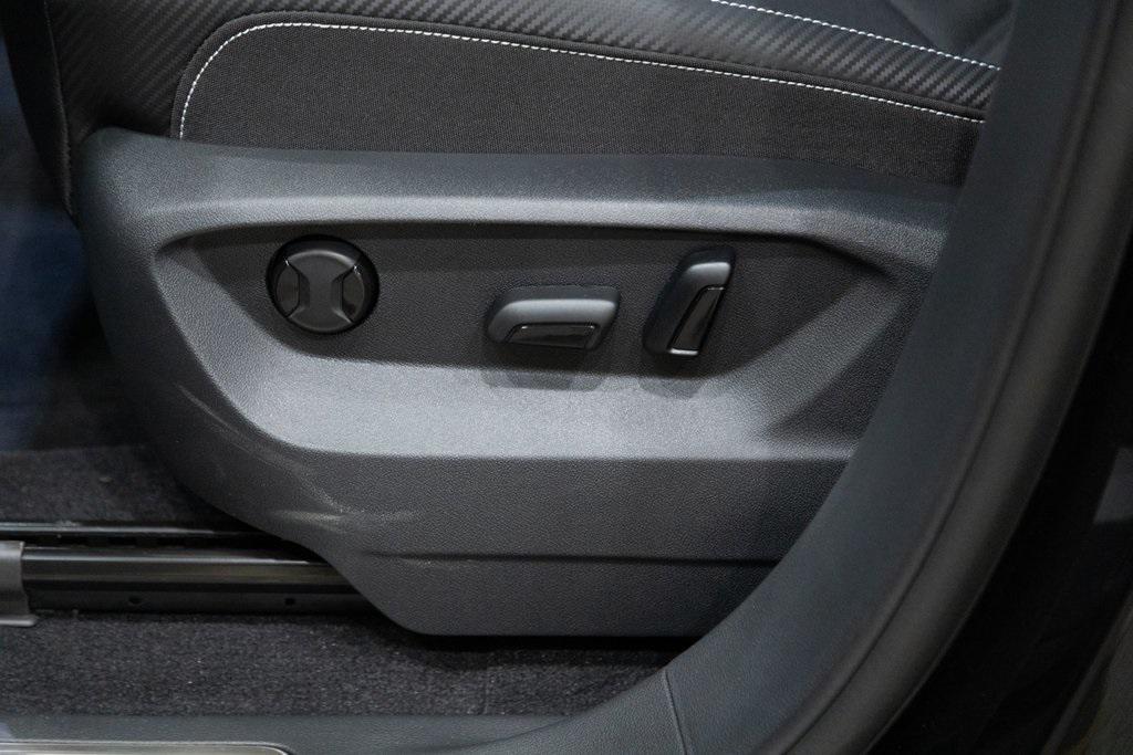 new 2026 Volkswagen Atlas Cross Sport car, priced at $43,727