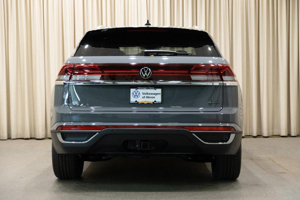 new 2026 Volkswagen Atlas Cross Sport car, priced at $47,275