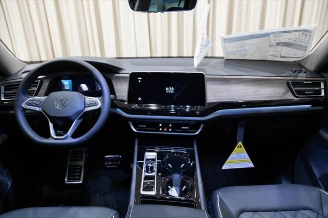 new 2025 Volkswagen Atlas car, priced at $54,140