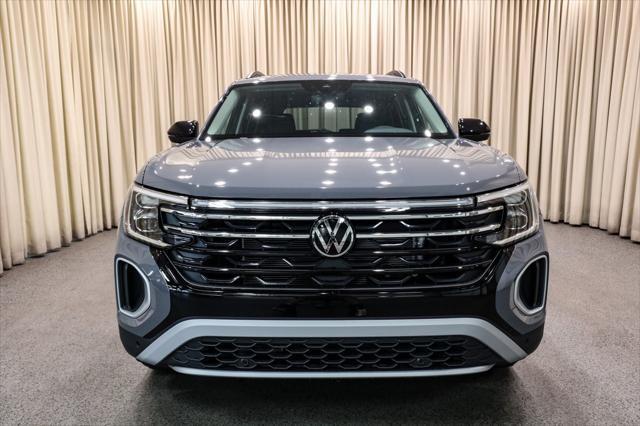 new 2024 Volkswagen Atlas car, priced at $47,004