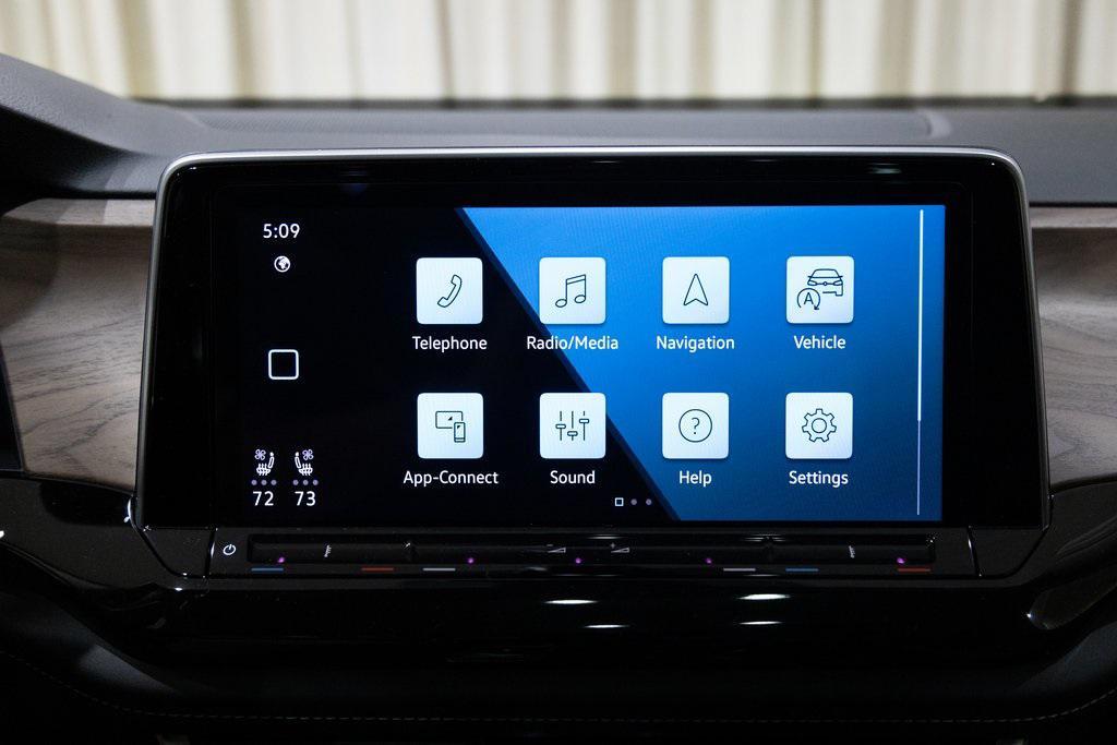 new 2025 Volkswagen Atlas car, priced at $46,327