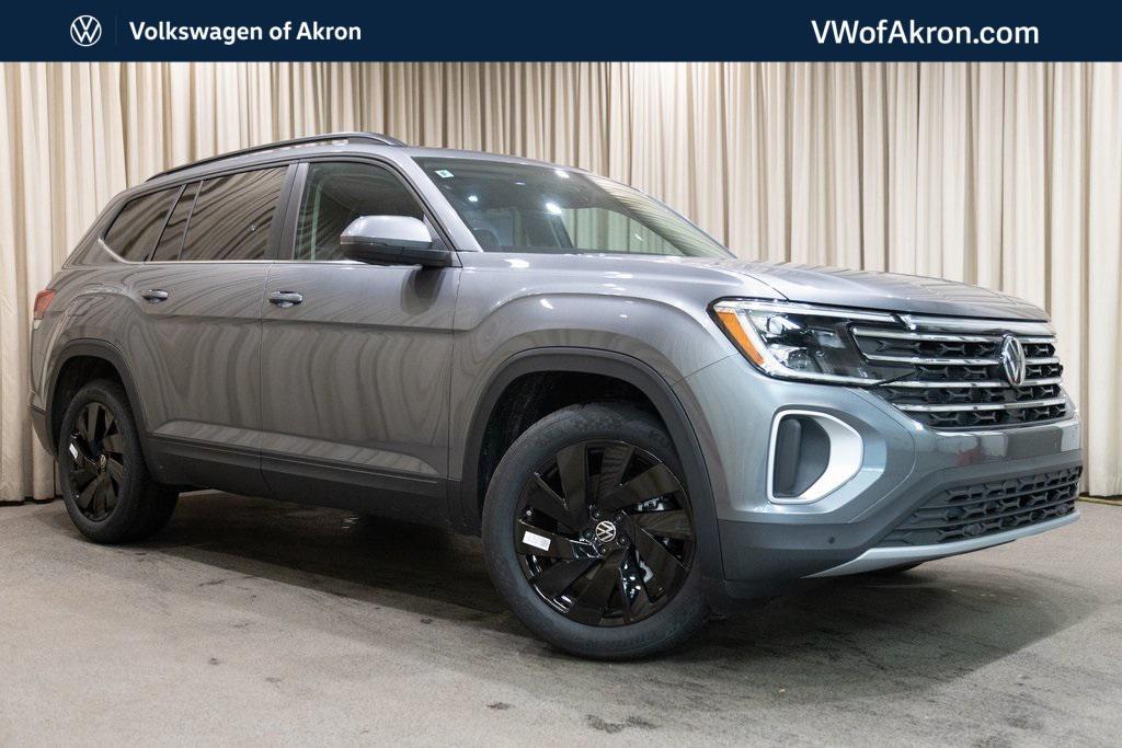 new 2025 Volkswagen Atlas car, priced at $46,327