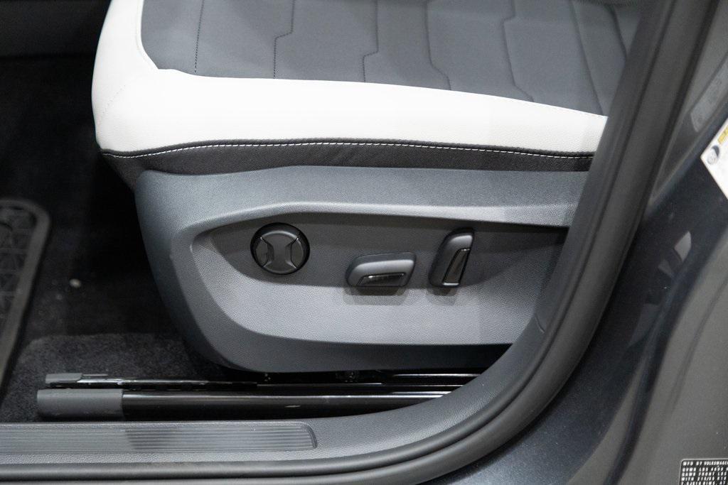 new 2025 Volkswagen Taos car, priced at $31,180