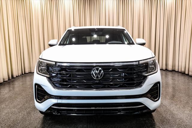 new 2024 Volkswagen Atlas Cross Sport car, priced at $49,994