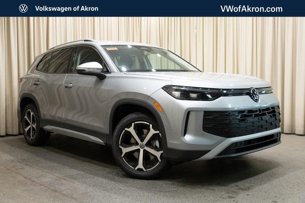 new 2025 Volkswagen Tiguan car, priced at $35,254