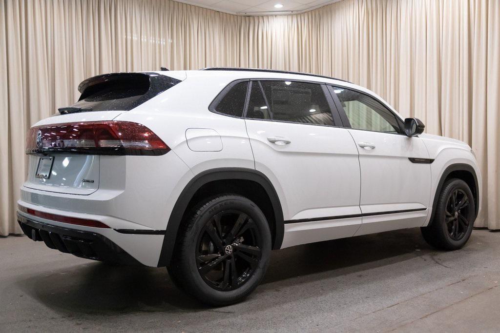 new 2026 Volkswagen Atlas Cross Sport car, priced at $53,633
