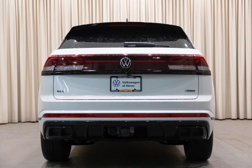 new 2026 Volkswagen Atlas Cross Sport car, priced at $53,633