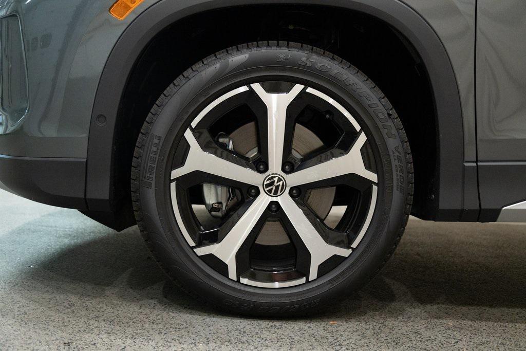 new 2025 Volkswagen Tiguan car, priced at $36,286