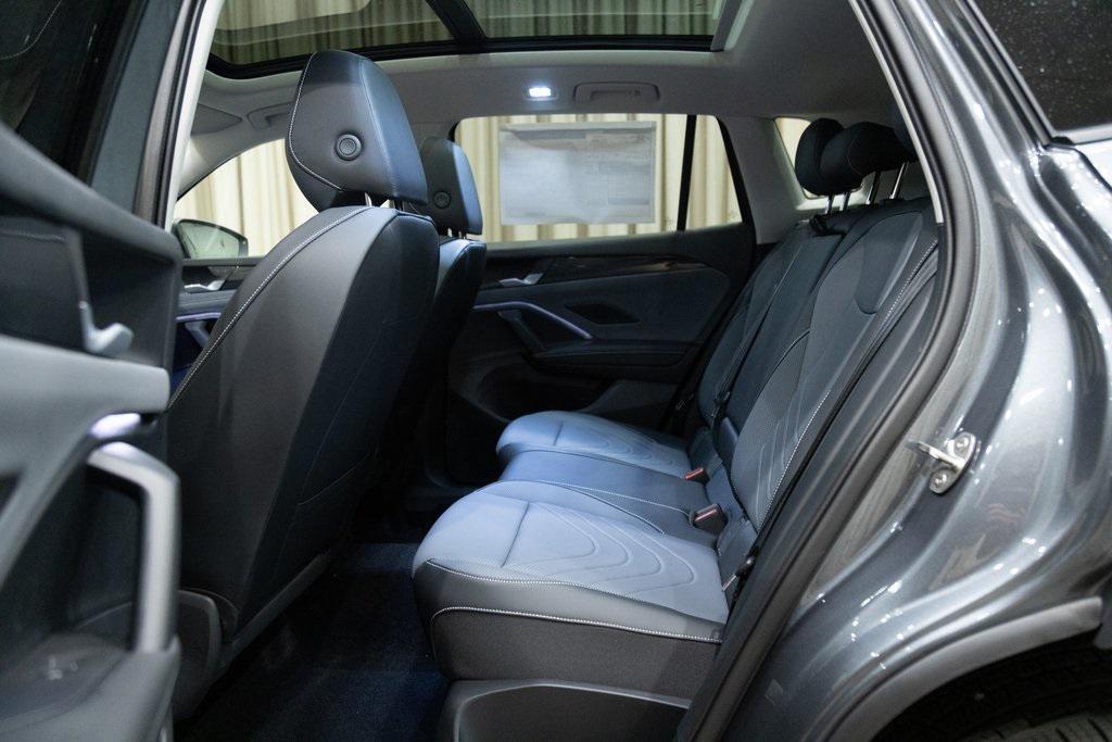 new 2025 Volkswagen Tiguan car, priced at $36,286