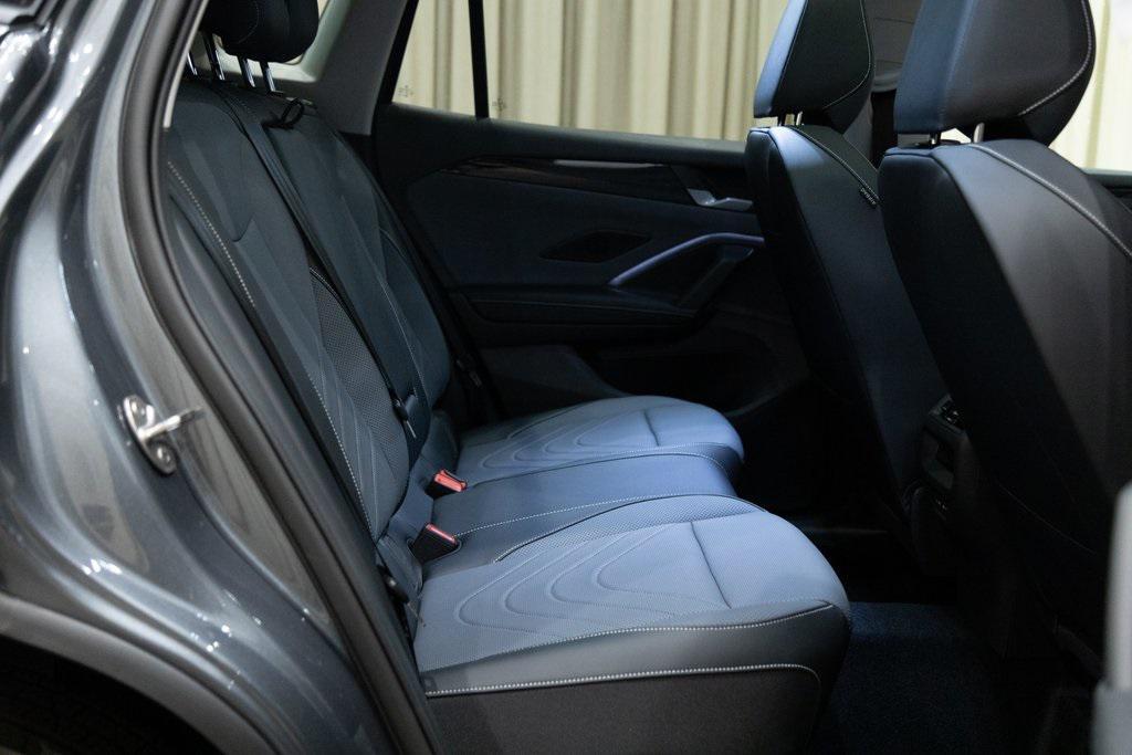 new 2025 Volkswagen Tiguan car, priced at $36,286