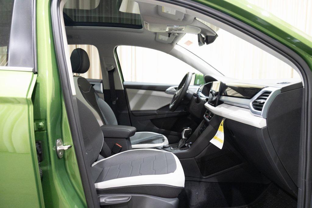 new 2025 Volkswagen Taos car, priced at $32,165
