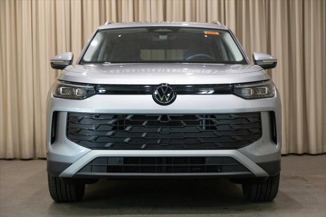 new 2025 Volkswagen Tiguan car, priced at $35,793