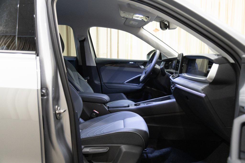 new 2025 Volkswagen Tiguan car, priced at $34,791