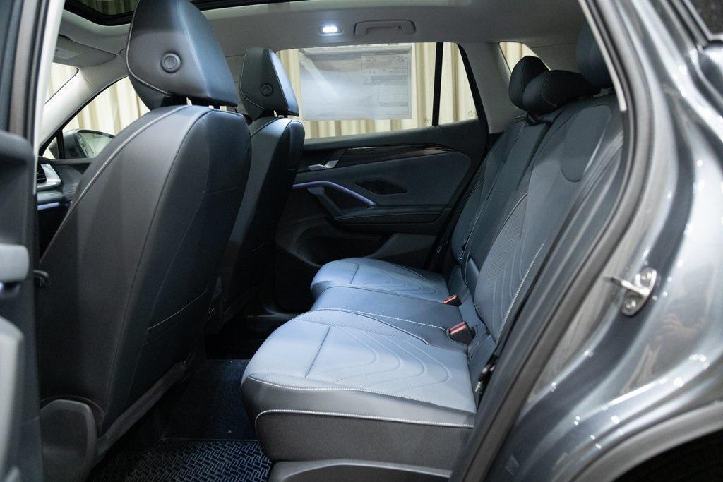 new 2025 Volkswagen Tiguan car, priced at $36,519