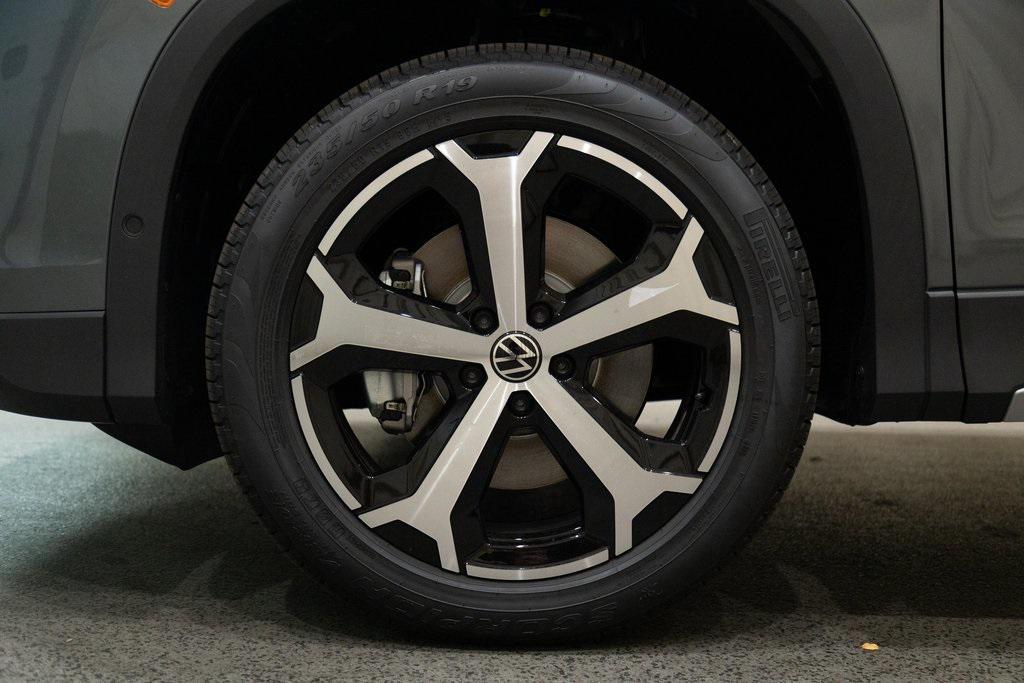 new 2025 Volkswagen Tiguan car, priced at $36,519
