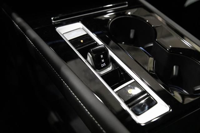 new 2025 Volkswagen Atlas car, priced at $54,140