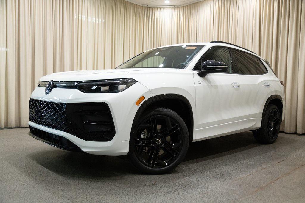 new 2025 Volkswagen Tiguan car, priced at $39,320