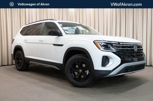 new 2025 Volkswagen Atlas car, priced at $47,308