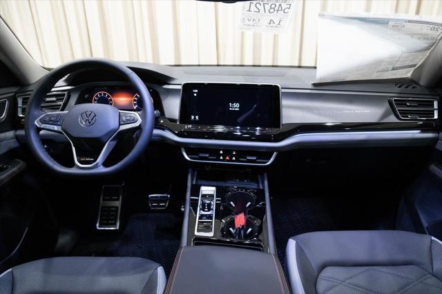 new 2025 Volkswagen Atlas car, priced at $47,308
