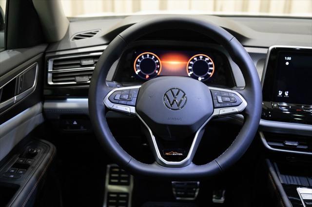 new 2025 Volkswagen Atlas car, priced at $47,308