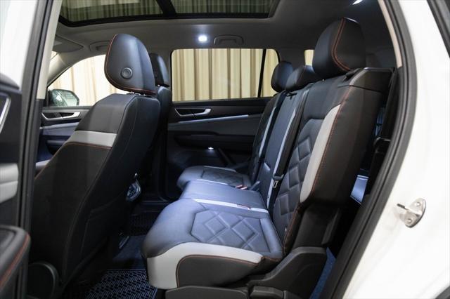 new 2025 Volkswagen Atlas car, priced at $47,308