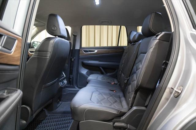new 2025 Volkswagen Atlas car, priced at $44,783