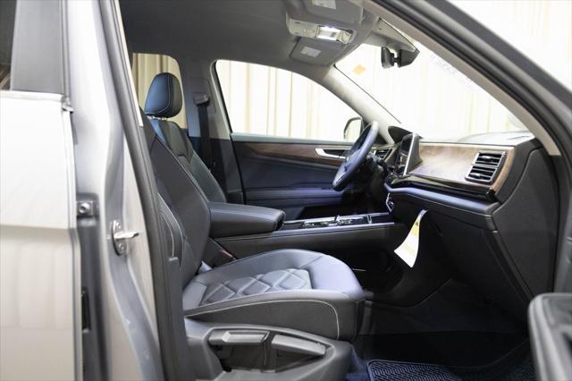 new 2025 Volkswagen Atlas car, priced at $44,783