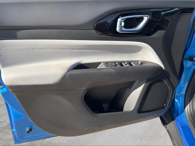 new 2025 Jeep Compass car, priced at $29,975