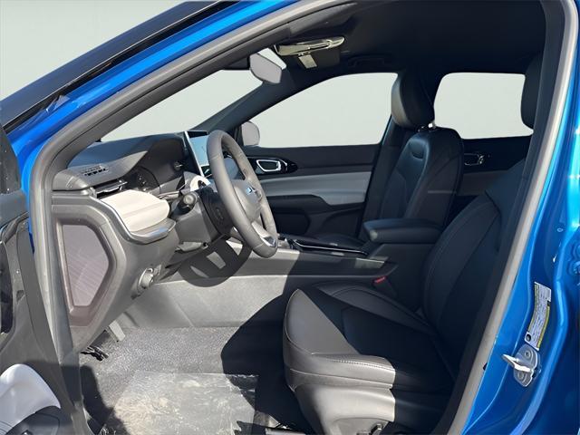 new 2025 Jeep Compass car, priced at $29,975
