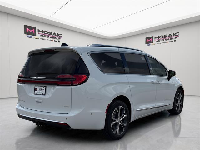 new 2025 Chrysler Pacifica car, priced at $55,757