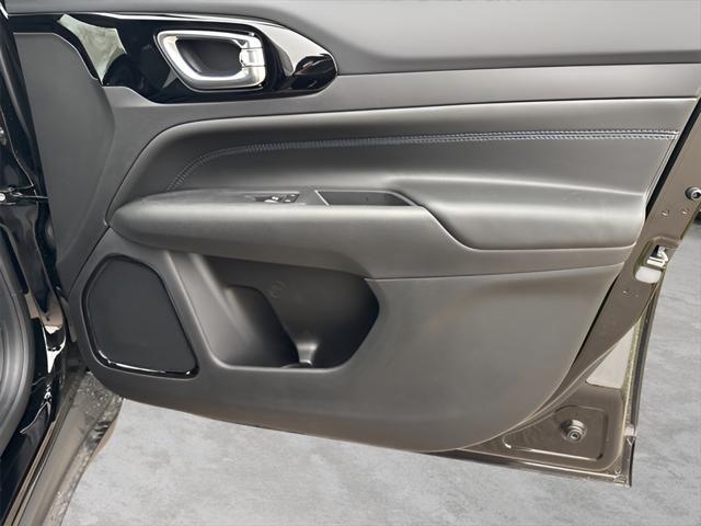 new 2025 Jeep Compass car, priced at $29,567