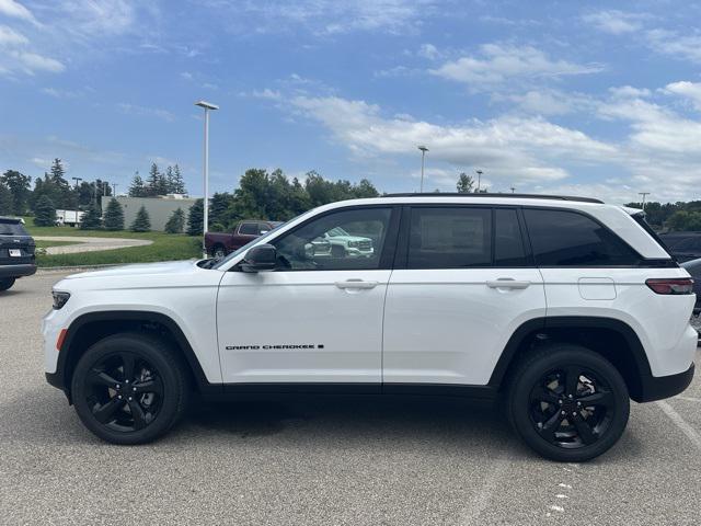 new 2024 Jeep Grand Cherokee car, priced at $44,541