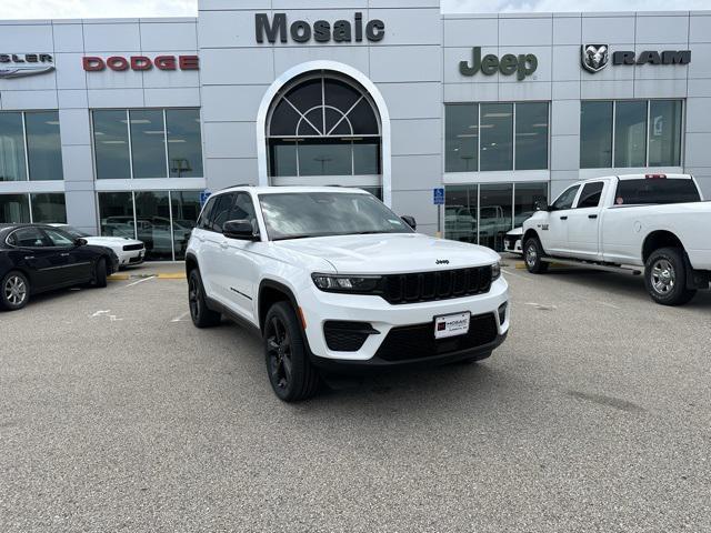 new 2024 Jeep Grand Cherokee car, priced at $44,541