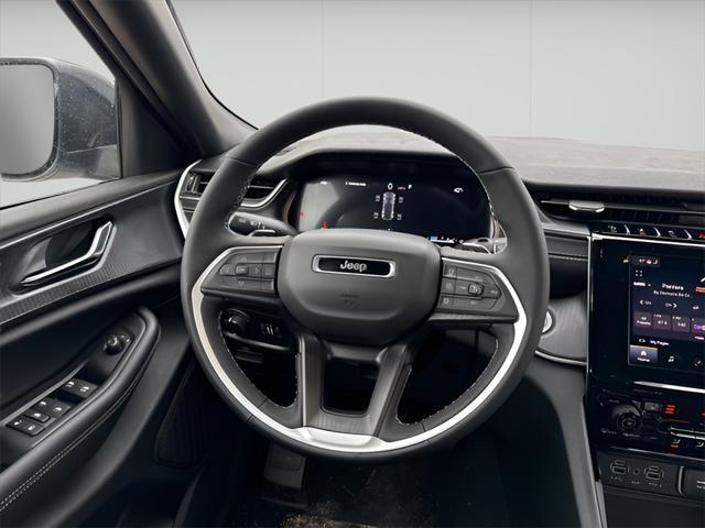 new 2025 Jeep Grand Cherokee car, priced at $45,138
