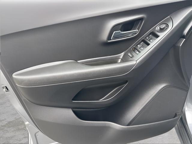 used 2020 Chevrolet Trax car, priced at $10,490