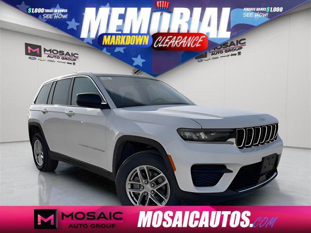 new 2025 Jeep Grand Cherokee car, priced at $41,299