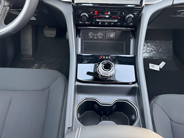 new 2025 Jeep Grand Cherokee car, priced at $40,849