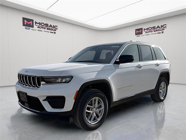 new 2025 Jeep Grand Cherokee car, priced at $37,049