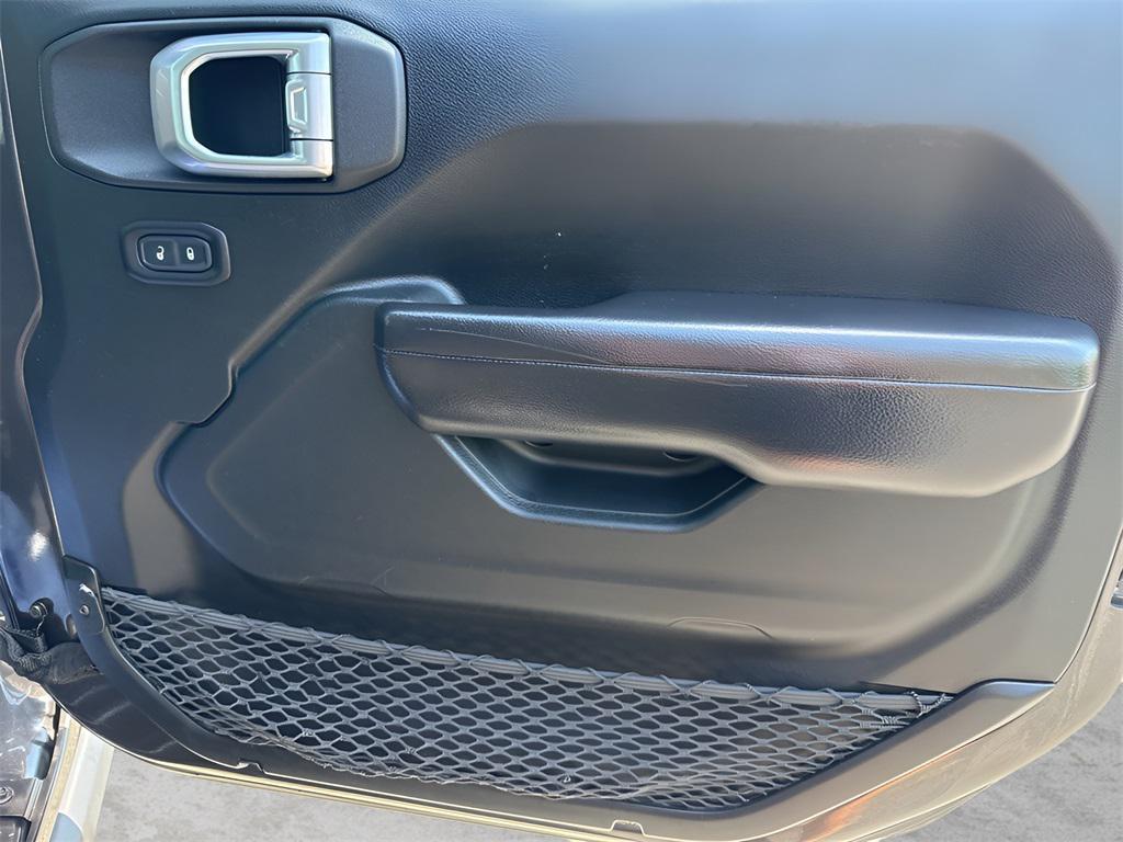 used 2019 Jeep Wrangler Unlimited car, priced at $27,990