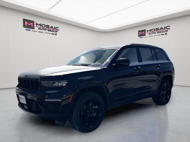 new 2025 Jeep Grand Cherokee car, priced at $50,653